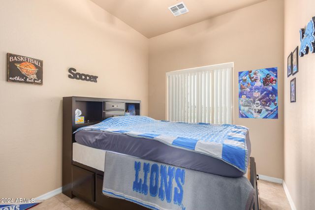 6786 W GELDING Lane, Coolidge, AZ 85128