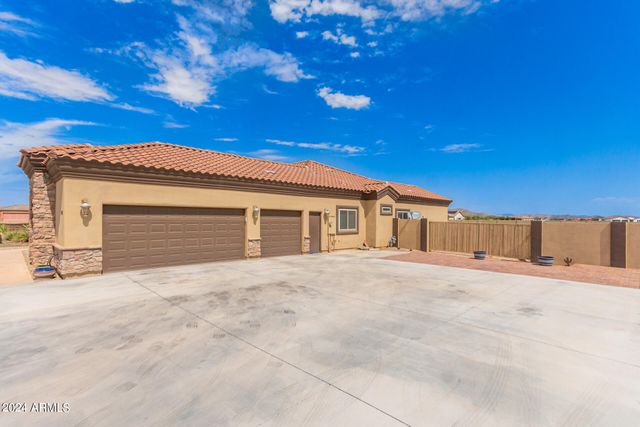 6786 W GELDING Lane, Coolidge, AZ 85128