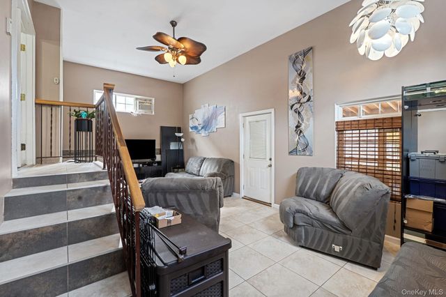 386 Page Avenue, Staten Island, NY 10307