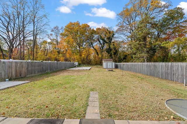 386 Page Avenue, Staten Island, NY 10307