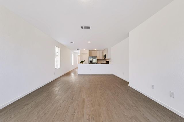 202 Pastar FLS, Seguin, TX 78155