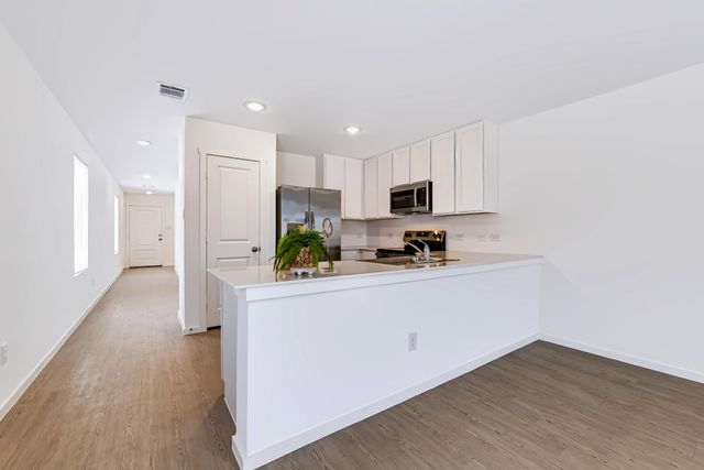 202 Pastar FLS, Seguin, TX 78155