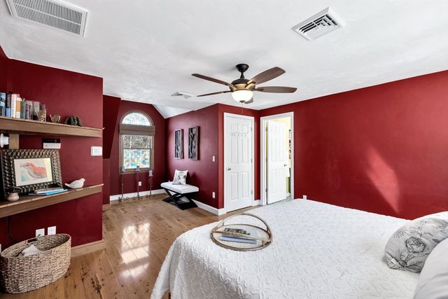 34 Hilltop Dr, Bourne, MA 02561
