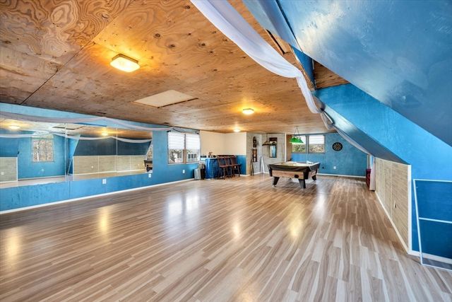 34 Hilltop Dr, Bourne, MA 02561