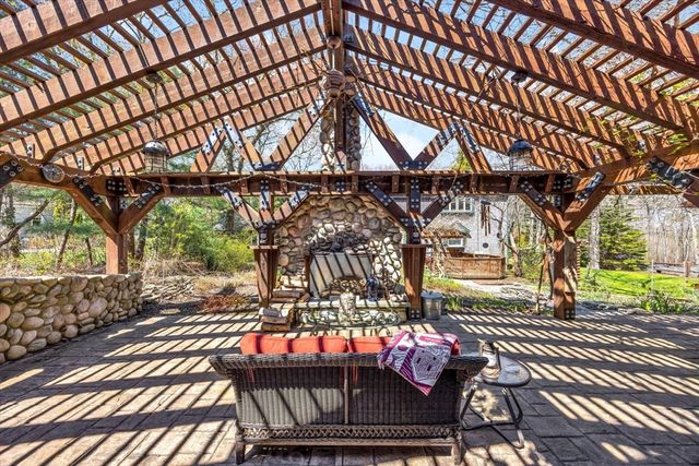 34 Hilltop Dr, Bourne, MA 02561