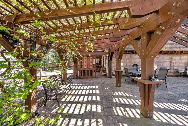 34 Hilltop Dr, Bourne, MA 02561