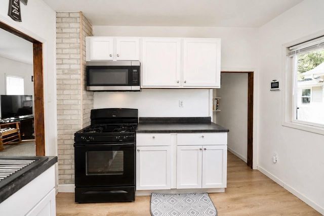 1125 S Hackett Street, Beloit, WI 53511