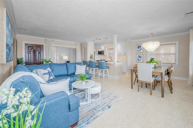 52 N PINE CIRCLE, Belleair, FL 33756