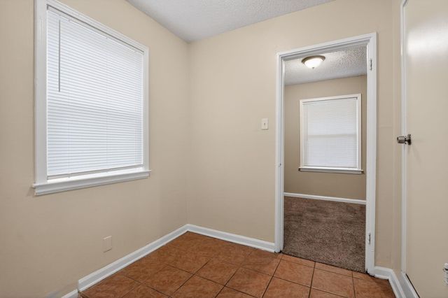 1456 ROLLING HILLS DR, Memphis, TN 38127