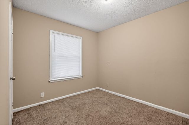 1456 ROLLING HILLS DR, Memphis, TN 38127