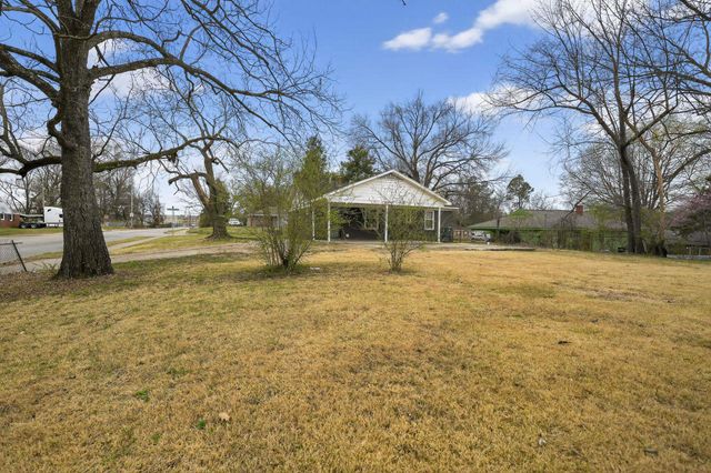 1456 ROLLING HILLS DR, Memphis, TN 38127