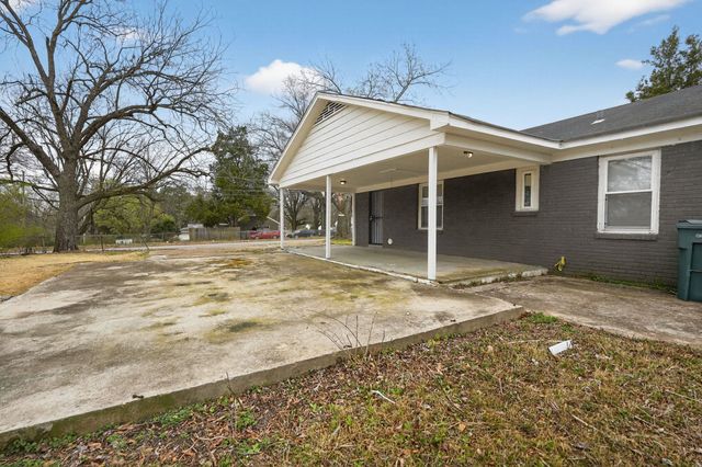 1456 ROLLING HILLS DR, Memphis, TN 38127