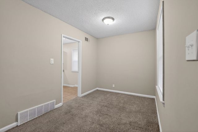 1456 ROLLING HILLS DR, Memphis, TN 38127