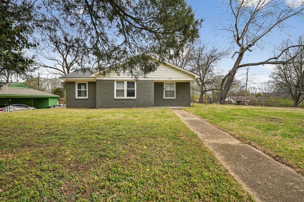 1456 ROLLING HILLS DR, Memphis, TN 38127