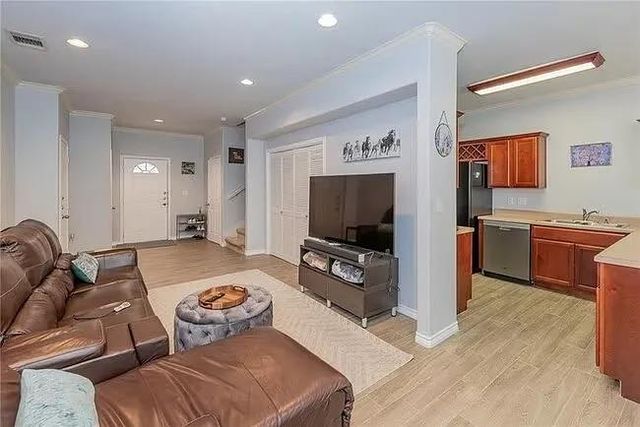 12250 Abbey Glen LN E, Austin, TX 78753