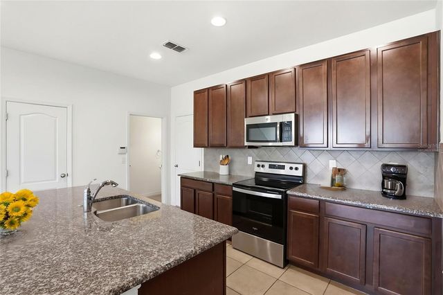 475 MERRY BROOK CIRCLE, Sanford, FL 32771
