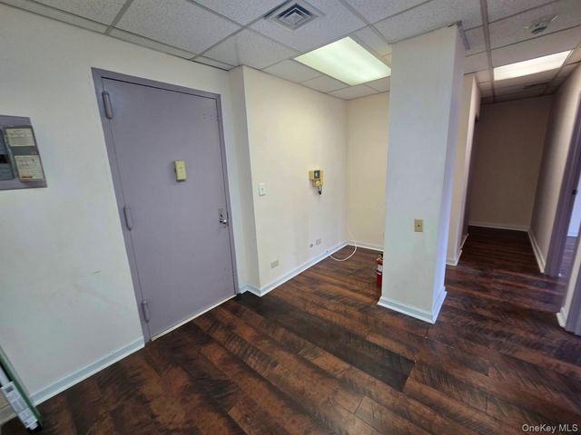 92- 29 Queens Boulevard 2E & 2 G, Rego Park, NY 11374