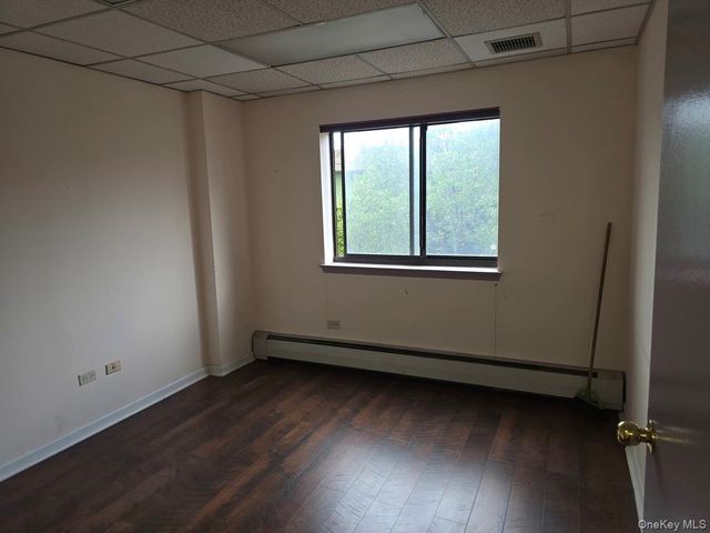 92- 29 Queens Boulevard 2E & 2 G, Rego Park, NY 11374