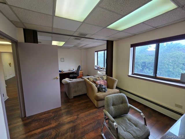 92- 29 Queens Boulevard 2E & 2 G, Rego Park, NY 11374