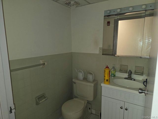 92- 29 Queens Boulevard 2E & 2 G, Rego Park, NY 11374