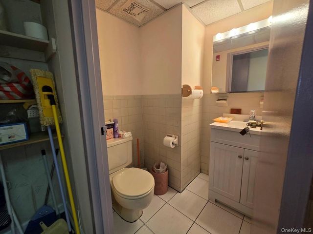 92- 29 Queens Boulevard 2E & 2 G, Rego Park, NY 11374