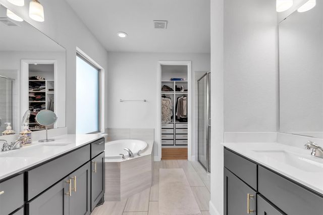 113 Lenera DR, Liberty Hill, TX 78642