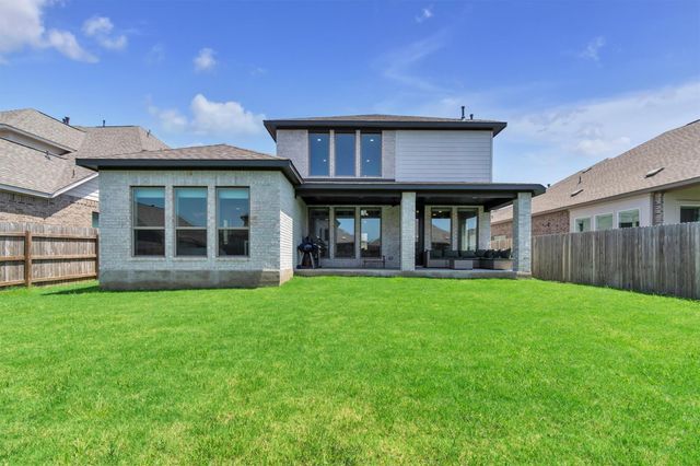 113 Lenera DR, Liberty Hill, TX 78642