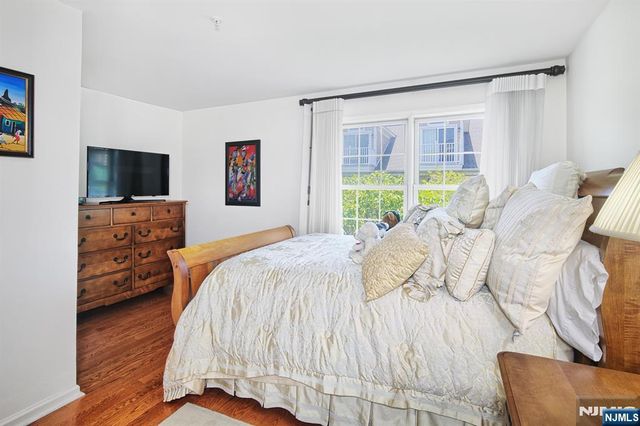 234 Price Court, West New York, NJ 07093