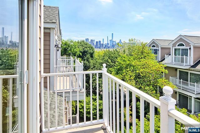 234 Price Court, West New York, NJ 07093