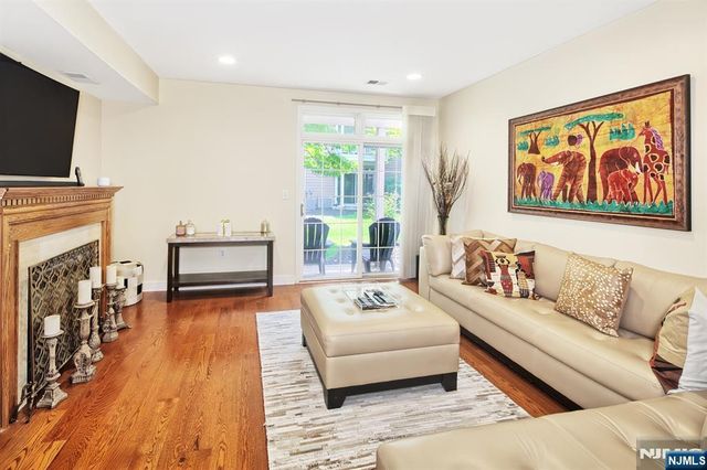 234 Price Court, West New York, NJ 07093