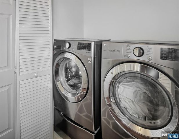 234 Price Court, West New York, NJ 07093
