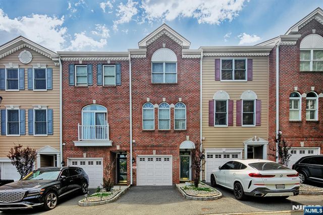 234 Price Court, West New York, NJ 07093