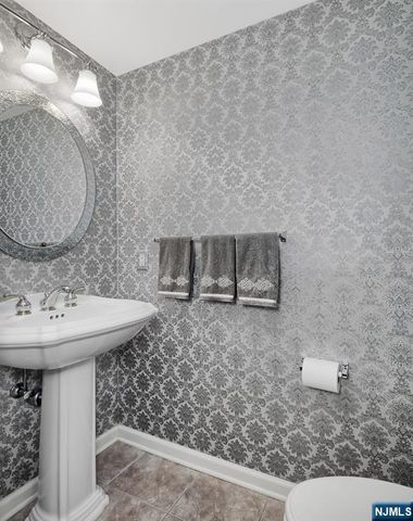 234 Price Court, West New York, NJ 07093