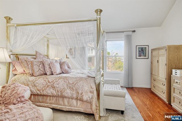 234 Price Court, West New York, NJ 07093