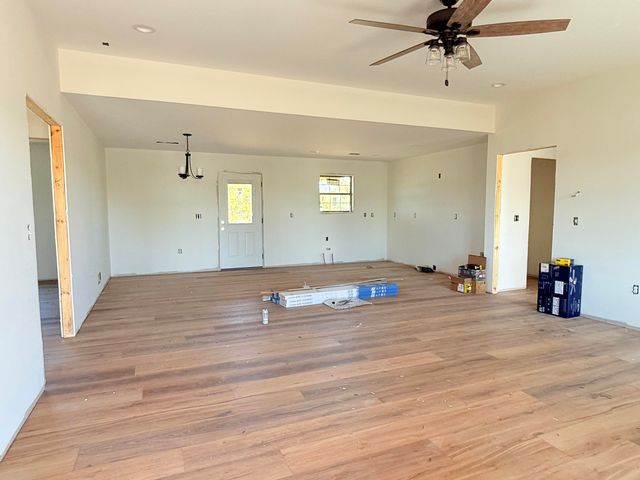 551 Middle Creek Way, Berea, KY 40403