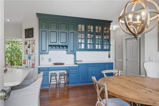 23 Vista Woods SE Lane, Cartersville, GA 30120