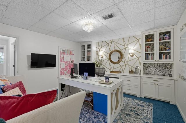 23 Vista Woods SE Lane, Cartersville, GA 30120