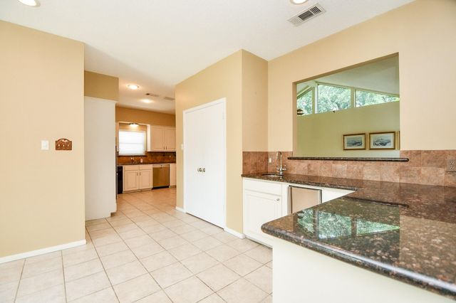 3002 Montford Court, Sugar Land, TX 77478