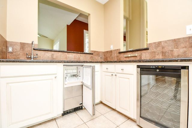 3002 Montford Court, Sugar Land, TX 77478