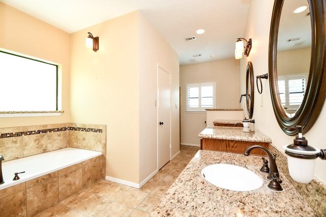 3002 Montford Court, Sugar Land, TX 77478