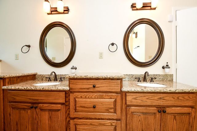 3002 Montford Court, Sugar Land, TX 77478