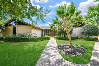 3002 Montford Court, Sugar Land, TX 77478