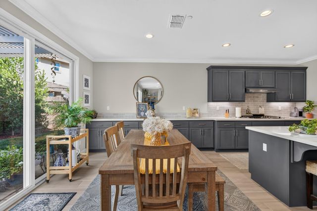 1837 Azalea St, Lodi, CA 95242