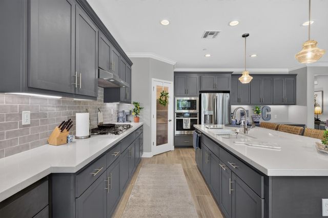 1837 Azalea St, Lodi, CA 95242