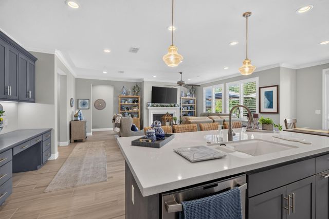 1837 Azalea St, Lodi, CA 95242