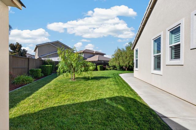 1837 Azalea St, Lodi, CA 95242