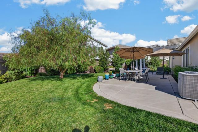 1837 Azalea St, Lodi, CA 95242