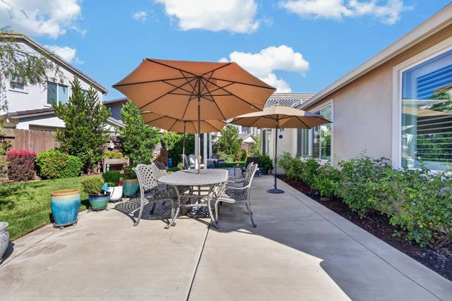 1837 Azalea St, Lodi, CA 95242