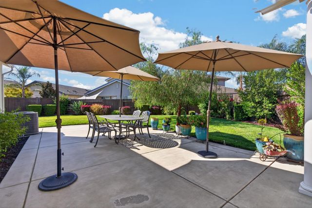 1837 Azalea St, Lodi, CA 95242