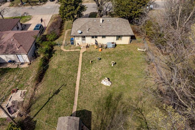 1335 W Olive, El Dorado, KS 67042